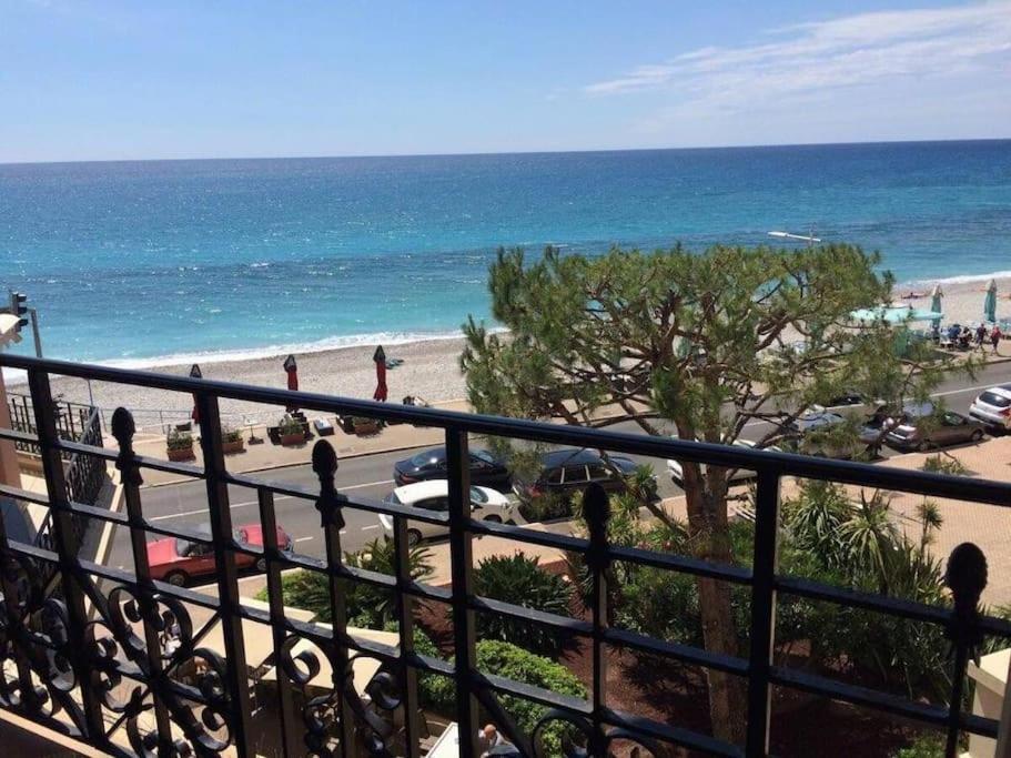Victoria Bilocale Centro Citta E Vista Mare Apartamento Menton Exterior foto